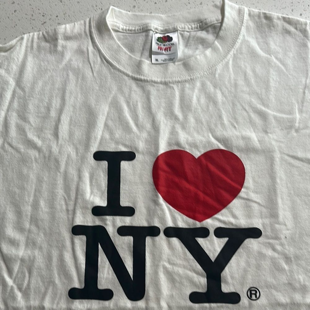 Fruit of the Loom White and Red NY Heart Tee‎